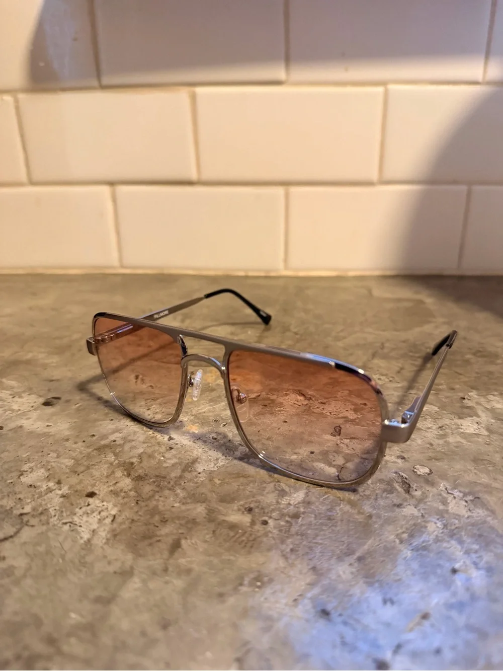 Women’s Vintage Tinted Aviator Sunglasses